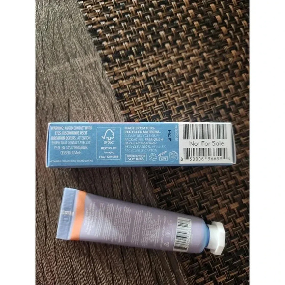 NIB BLOOMEFFECTS Tulip Tint Lip & Cheek Balm - Crispa Coral - FULL SIZE - Picture 2 of 5